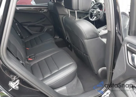 2021 Porsche Macan Turbo from USA, damaged, VIN WP1AF2A59MLB60924